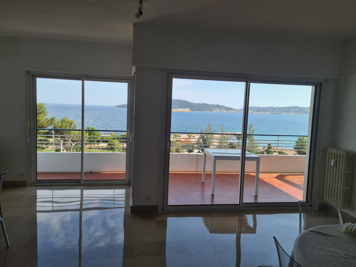 fenetres-en-aluminium-sur-mesure-alliez-esthetique-et-performance